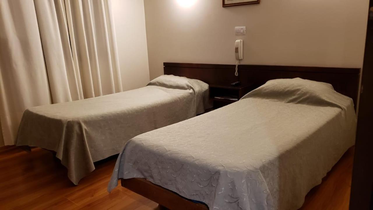 ויז'ה מרסדס Centro Hotel מראה חיצוני תמונה